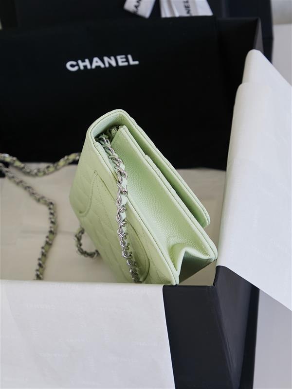 2026127205128540 550